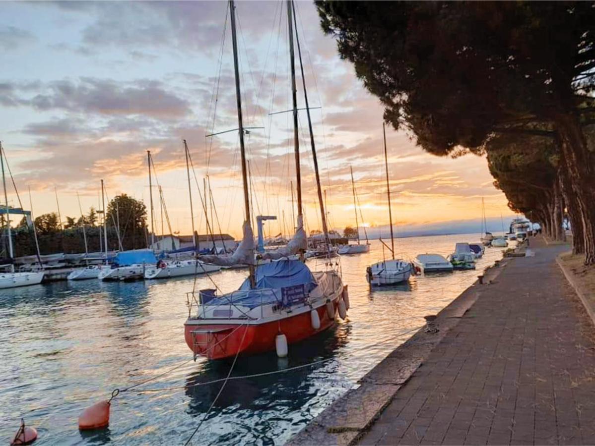 Solegardarelax - Peschiera Del Garda Lägenhet Exteriör bild