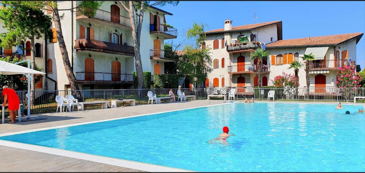 Solegardarelax - Peschiera Del Garda Lägenhet Exteriör bild
